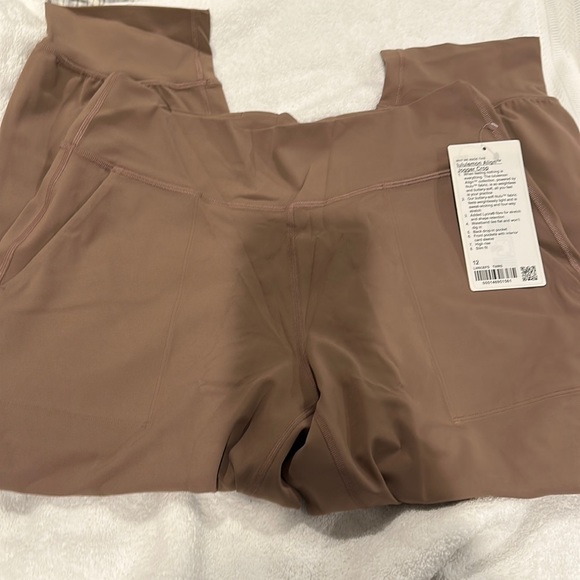lululemon athletica Pants - Lululemon Align Jogger Crop